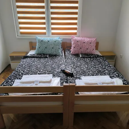 Apartament Vukovic, *